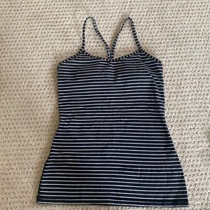 Lululemon Black/White Tank Top. Size 6